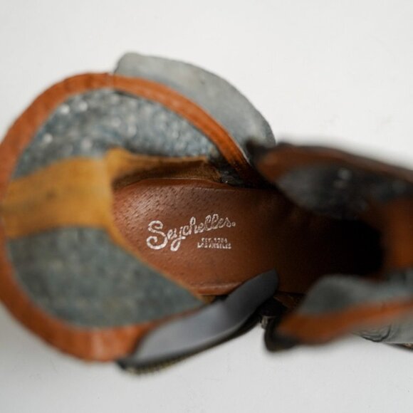 Seychelles "Flip a Coin" Ankle Boot - Picture 7 of 9